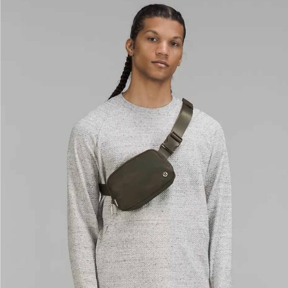 lululemon athletica Handbags - Lululemon, grey sage, Everywhere Belt Bag-lrg.